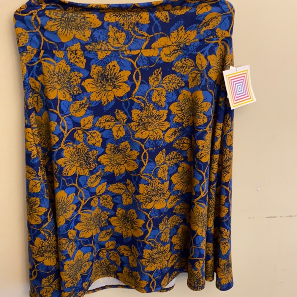 Brand new with tags Lularoe Azure skirt size XL